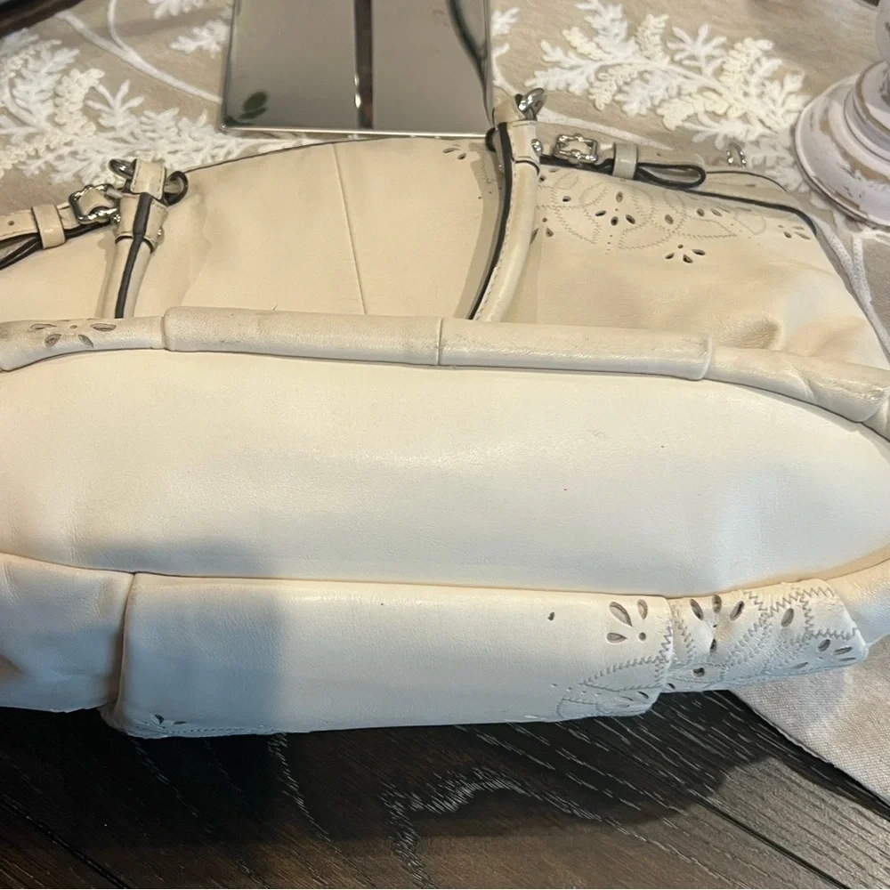 Coach 19624 Madison Tossed Laser Lindsey Satchel